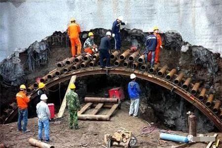 怀化隧道钢花管支护案例